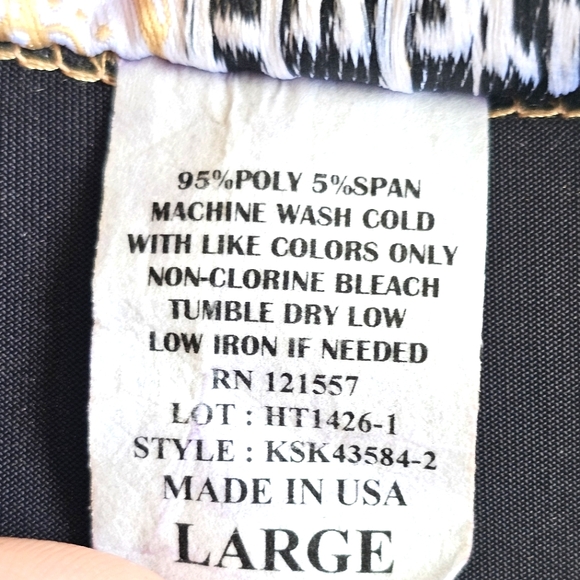 NEW Hybrid & Company Metallic Gold Wet Look High Waist Stretchy Bodycon Skirt - Picture 9 of 12